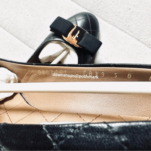 Salvatore Ferragamo Vera Q Signature Bow Quilted Low Block Heel Pumps - Picture 7 of 11